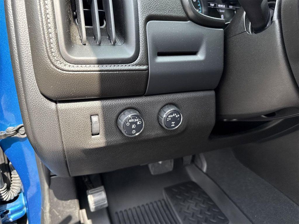 used 2022 GMC Canyon car, priced at $30,900