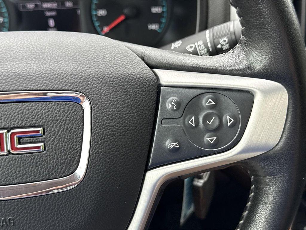 used 2022 GMC Canyon car, priced at $30,900
