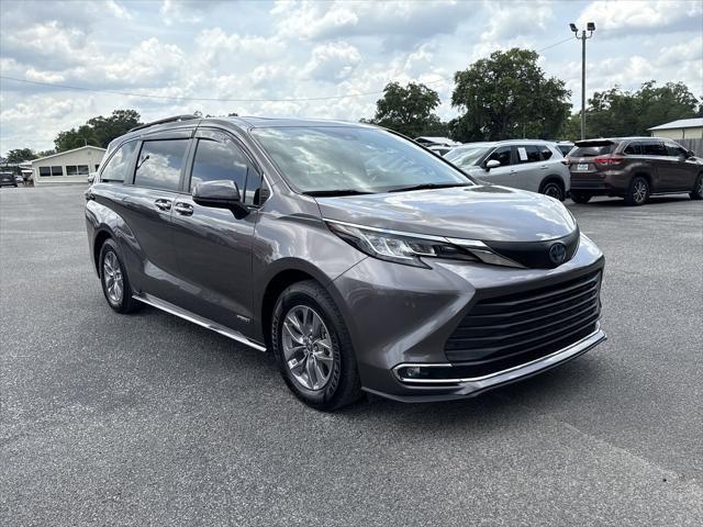 used 2021 Toyota Sienna car, priced at $42,900
