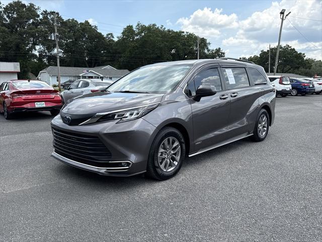used 2021 Toyota Sienna car, priced at $42,900