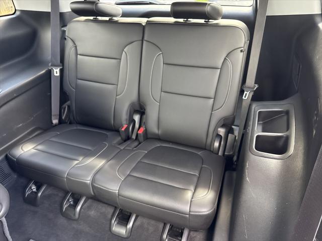 used 2023 GMC Acadia car, priced at $34,900