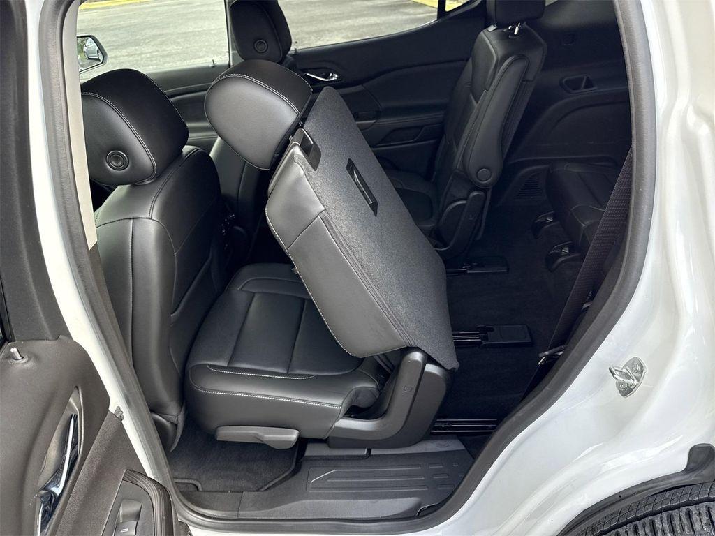 used 2023 GMC Acadia car, priced at $32,900