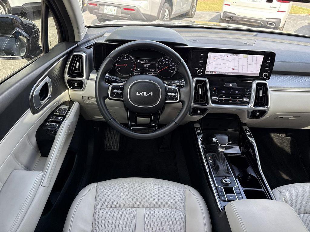 used 2022 Kia Sorento car, priced at $31,900