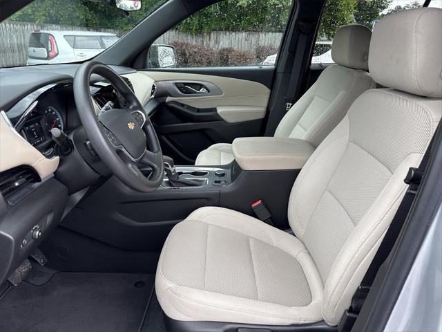 used 2022 Chevrolet Traverse car, priced at $28,900