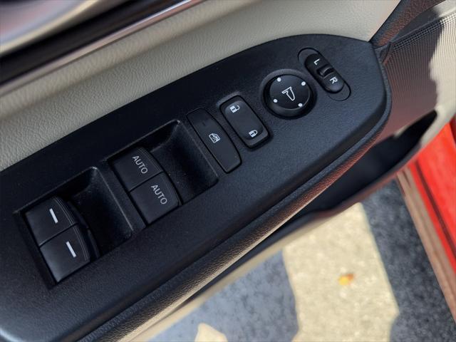 used 2019 Honda CR-V car, priced at $26,900