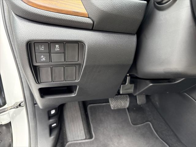 used 2021 Honda CR-V car, priced at $28,900
