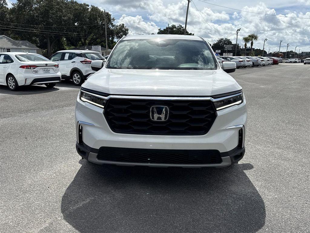 used 2024 Honda Pilot car, priced at $41,900