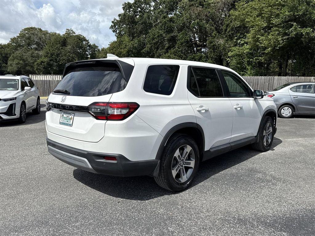 used 2024 Honda Pilot car, priced at $41,900