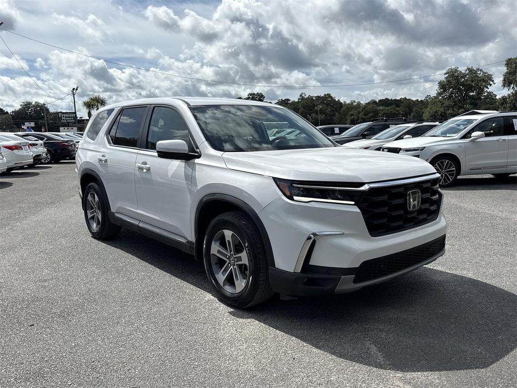 used 2024 Honda Pilot car, priced at $41,900