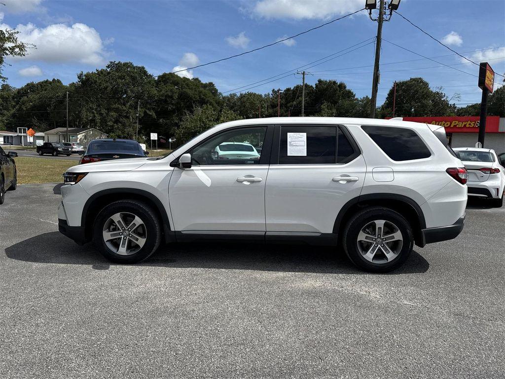used 2024 Honda Pilot car, priced at $41,900