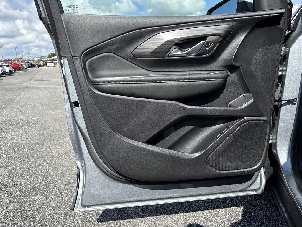 used 2024 GMC Terrain car, priced at $25,300