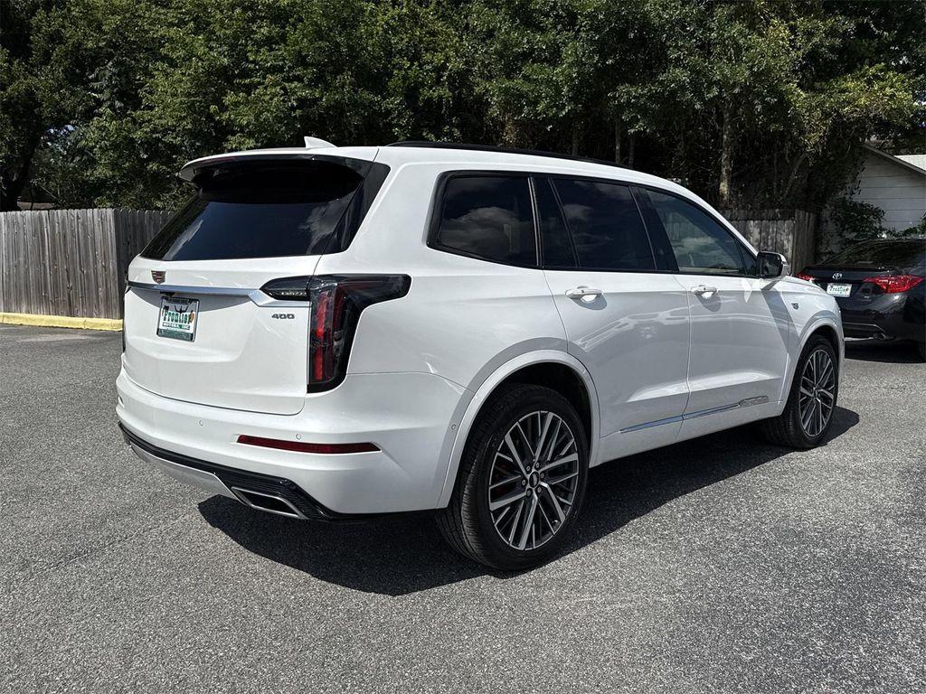 used 2024 Cadillac XT6 car, priced at $57,900