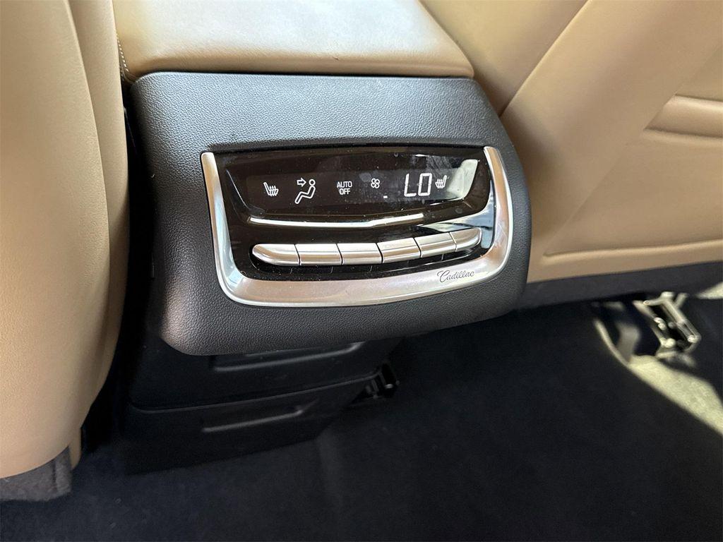 used 2024 Cadillac XT6 car, priced at $57,900