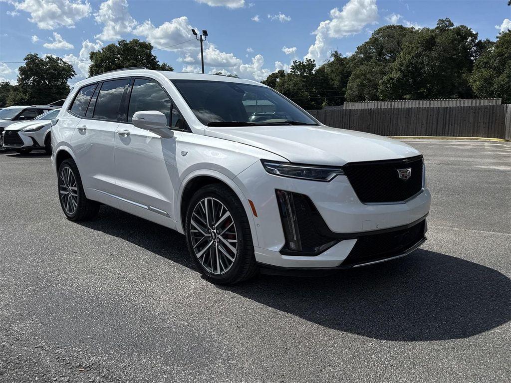 used 2024 Cadillac XT6 car, priced at $57,900