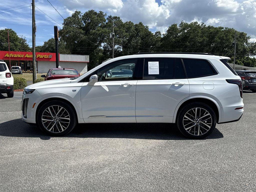 used 2024 Cadillac XT6 car, priced at $57,900