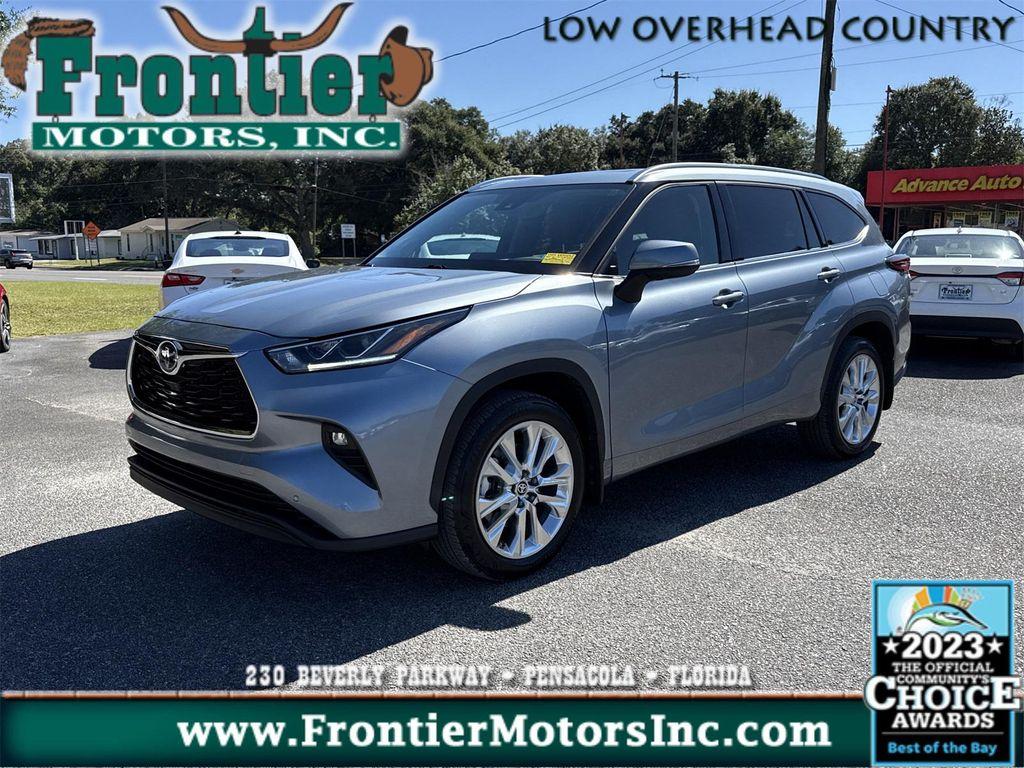 used 2023 Toyota Highlander car, priced at $42,900
