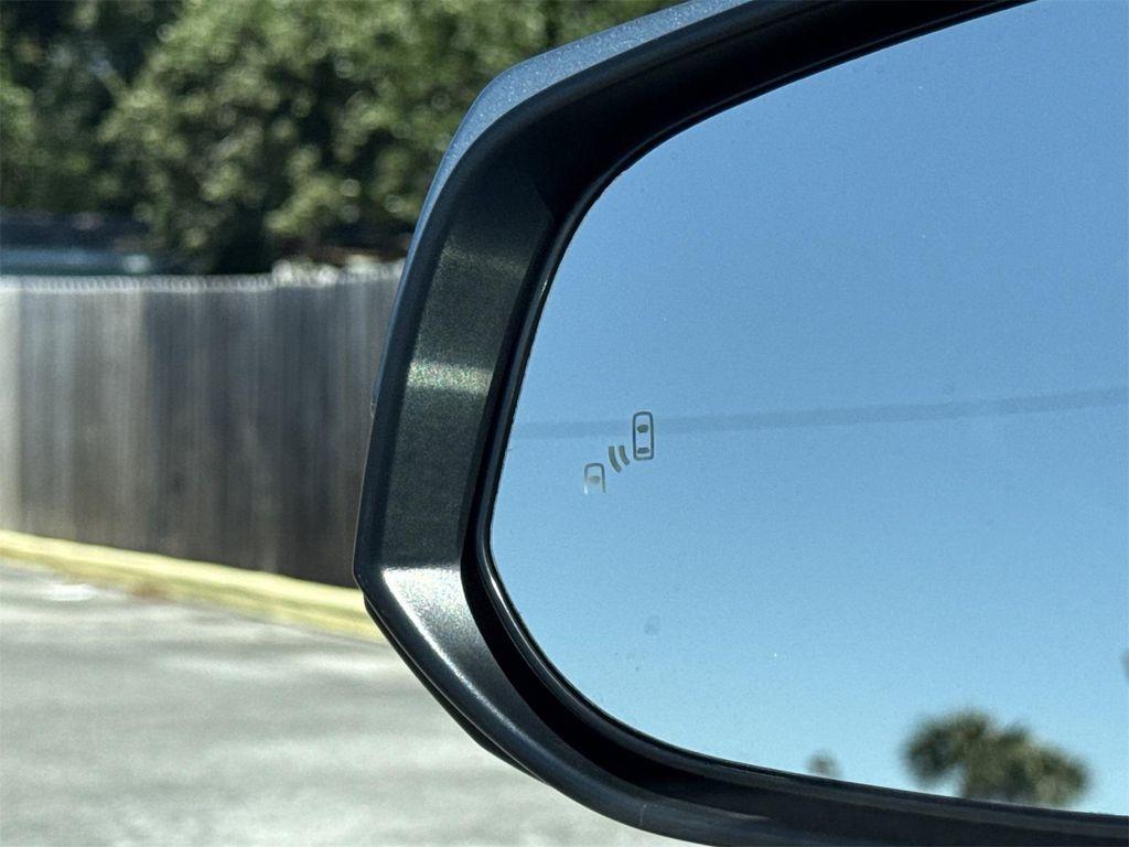 used 2023 Toyota Highlander car, priced at $42,900