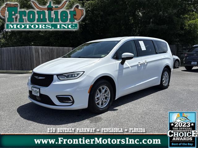 used 2023 Chrysler Pacifica car, priced at $24,900