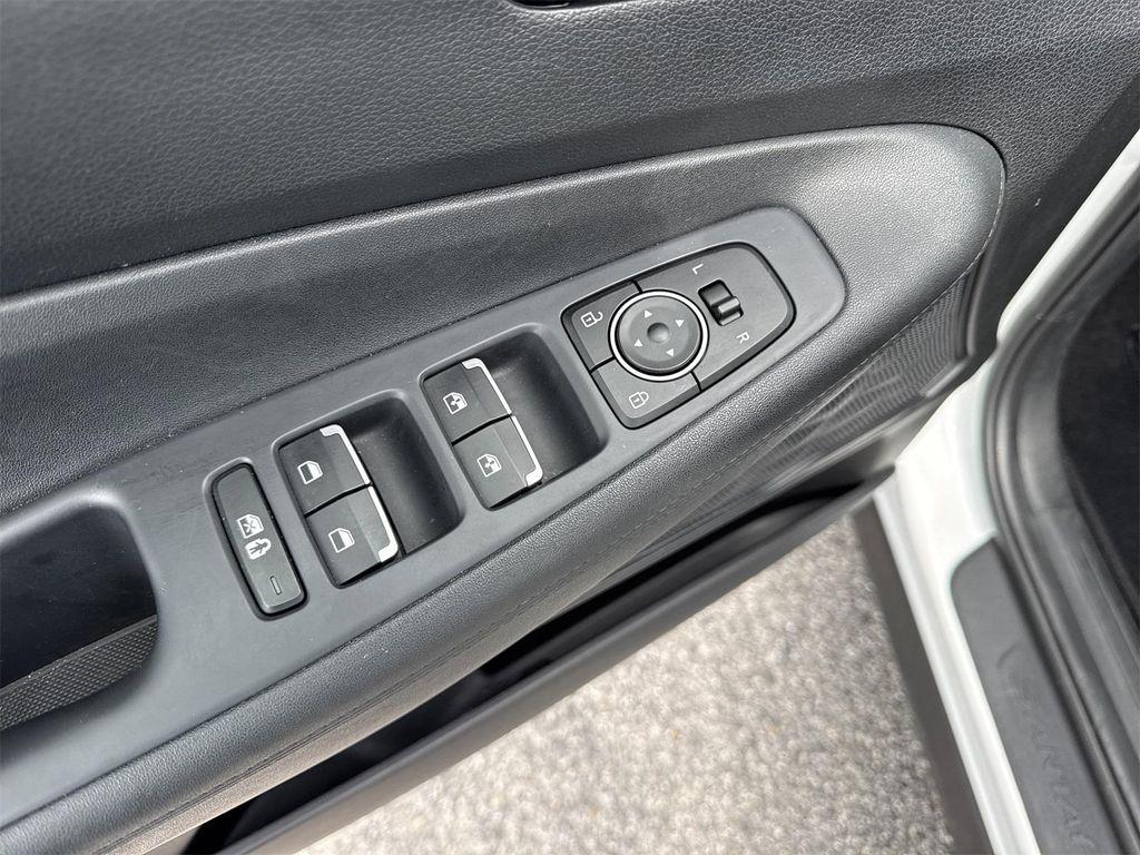 used 2023 Hyundai Santa Fe car, priced at $24,900