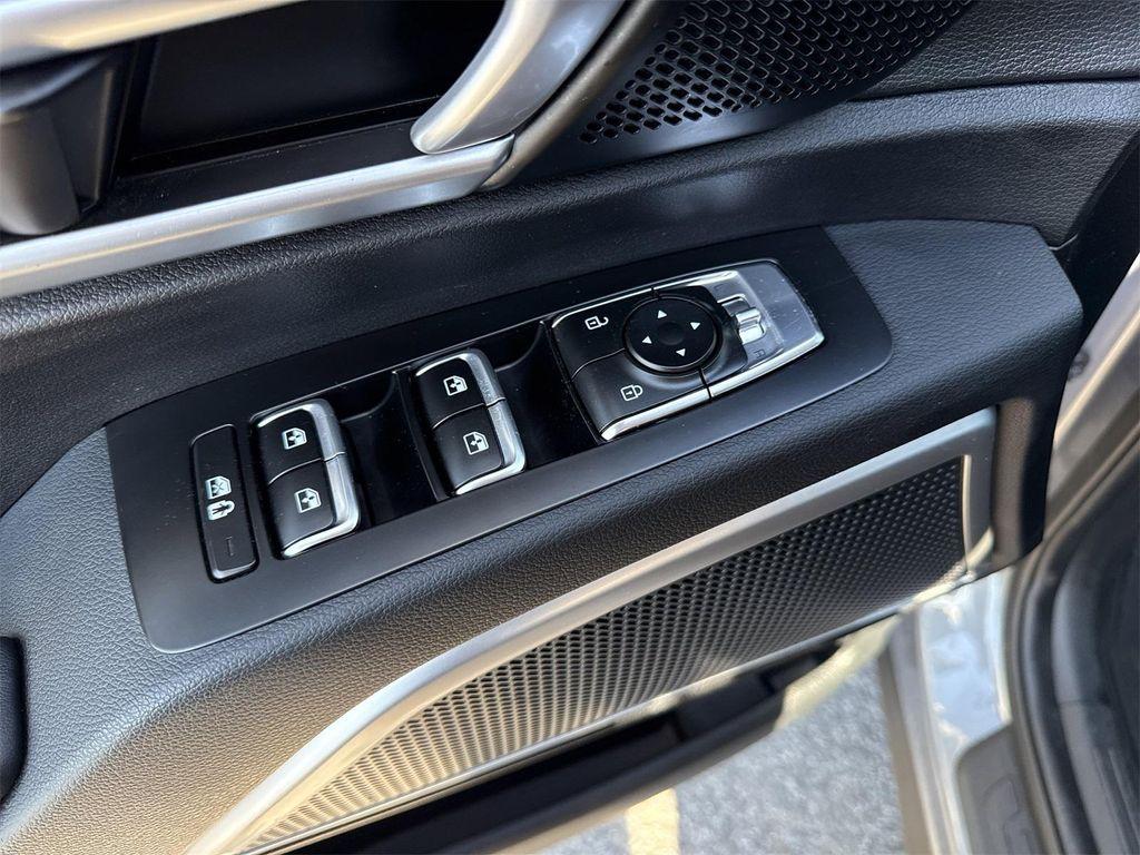 used 2022 Kia Telluride car, priced at $28,900