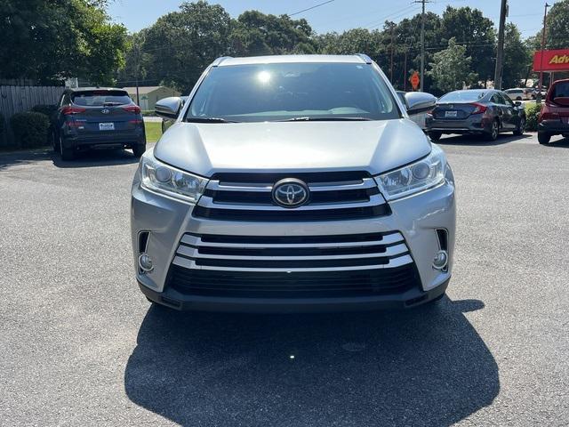 used 2019 Toyota Highlander car, priced at $29,900