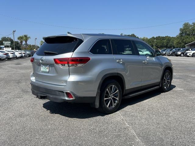 used 2019 Toyota Highlander car, priced at $29,900