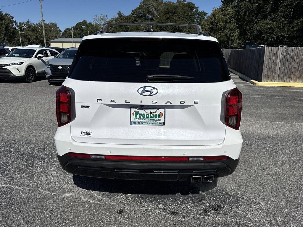 used 2024 Hyundai Palisade car, priced at $39,900