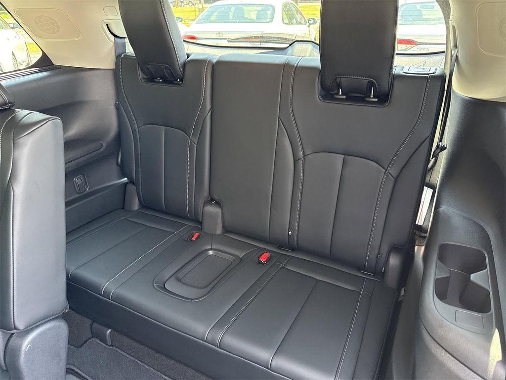 used 2023 INFINITI QX60 car, priced at $44,900