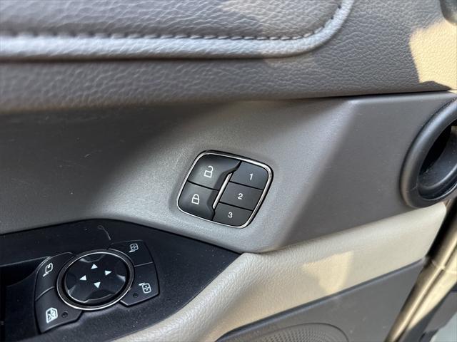 used 2019 Ford Expedition car, priced at $25,900