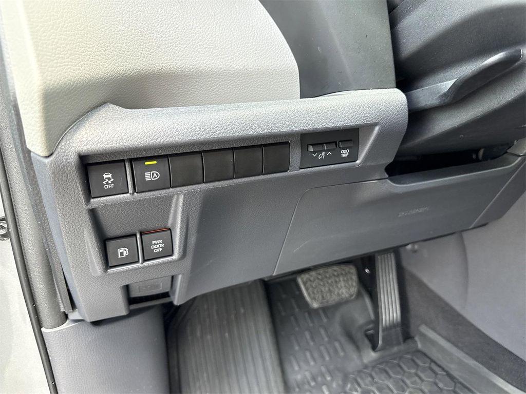 used 2022 Toyota Sienna car, priced at $40,900