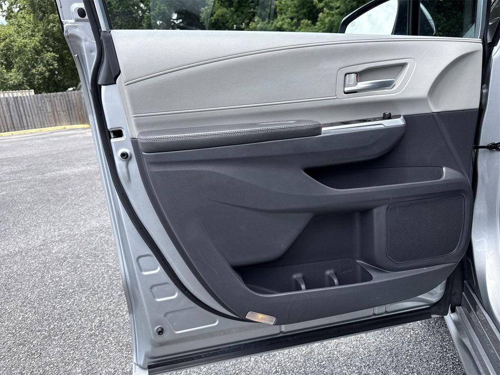 used 2022 Toyota Sienna car, priced at $40,900