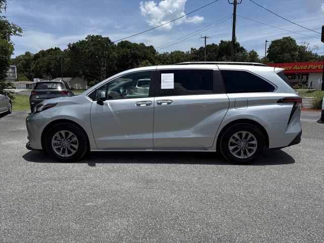 used 2022 Toyota Sienna car, priced at $39,900