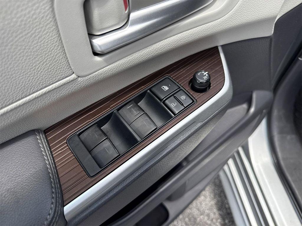 used 2022 Toyota Sienna car, priced at $40,900