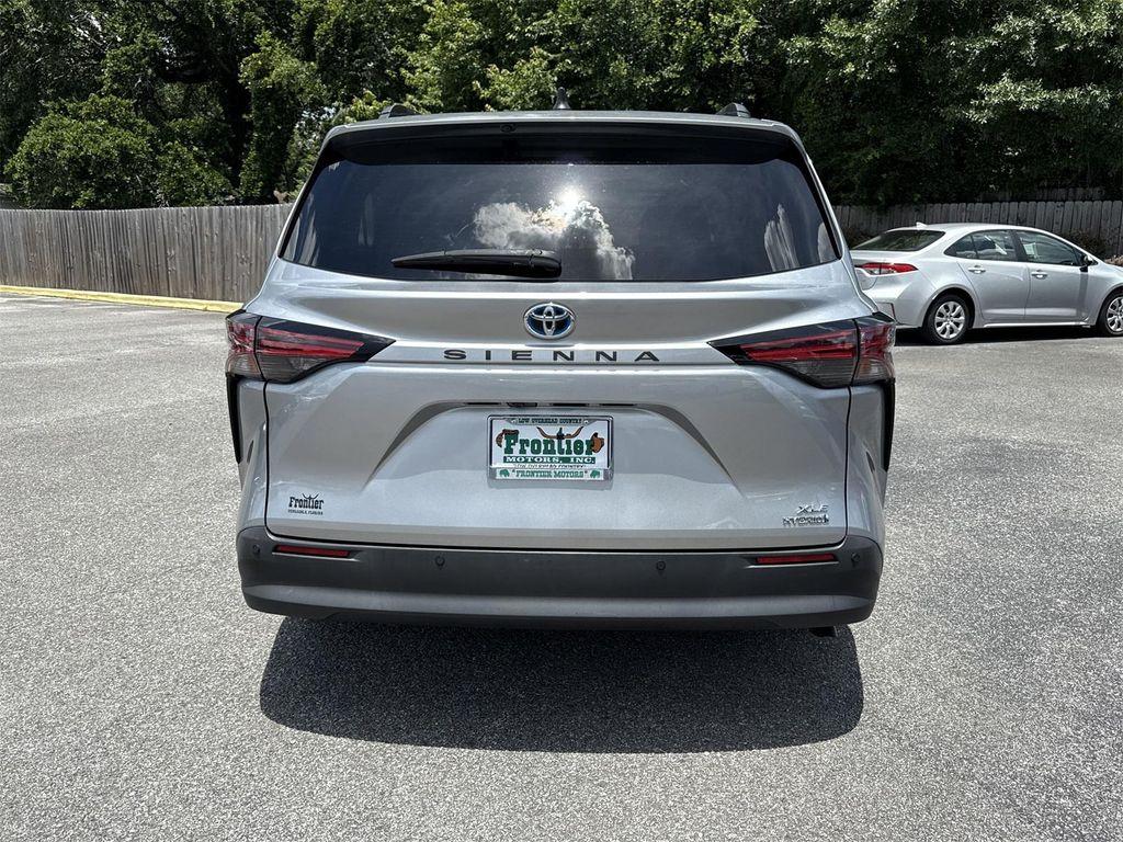 used 2022 Toyota Sienna car, priced at $40,900