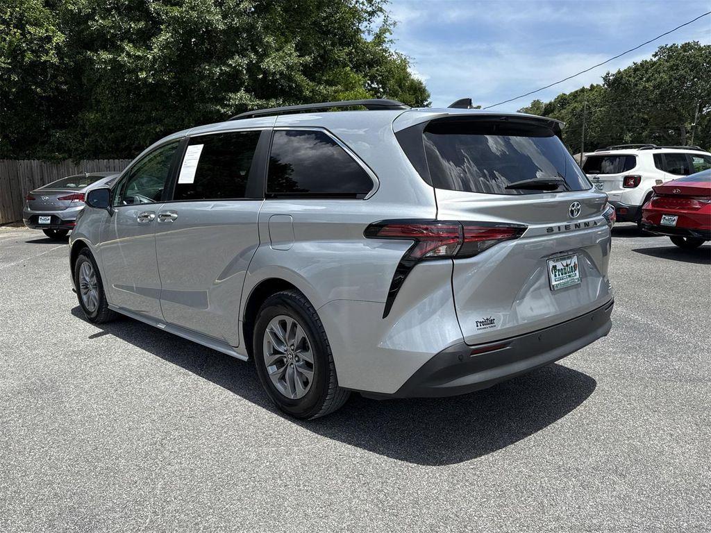 used 2022 Toyota Sienna car, priced at $40,900