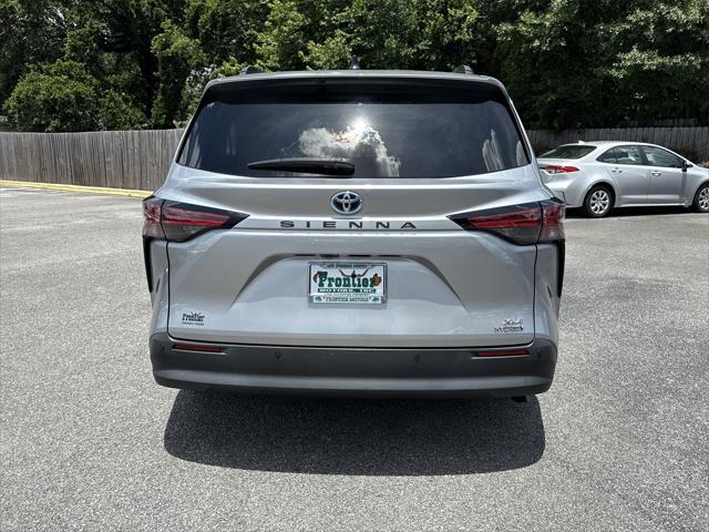 used 2022 Toyota Sienna car, priced at $39,900