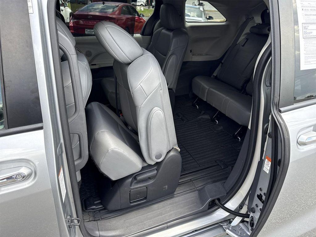 used 2022 Toyota Sienna car, priced at $40,900