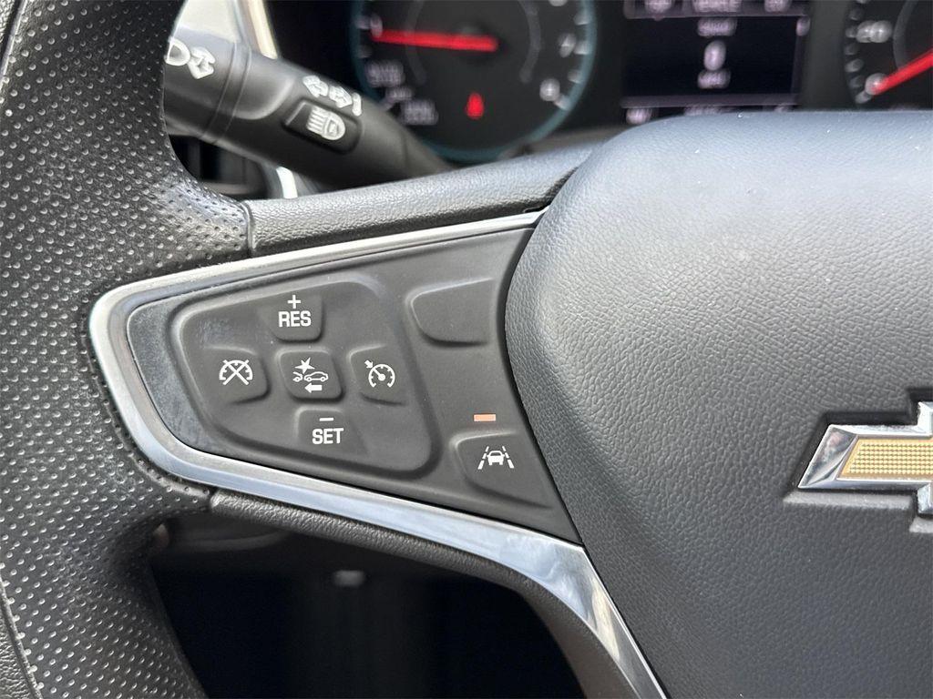 used 2023 Chevrolet Equinox car, priced at $22,300