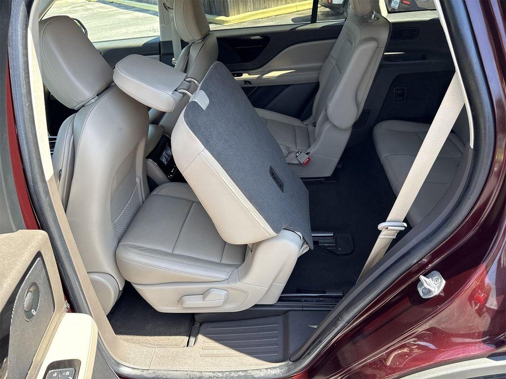 used 2022 Lincoln Aviator car, priced at $44,900