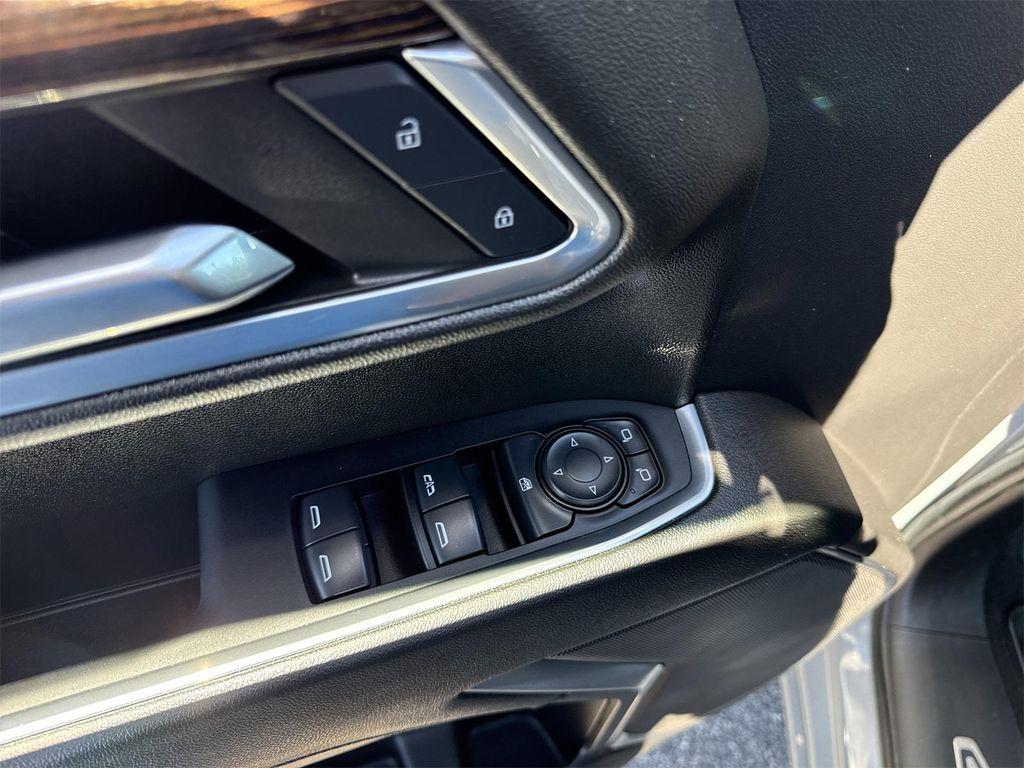 used 2024 GMC Sierra 1500 car, priced at $53,900