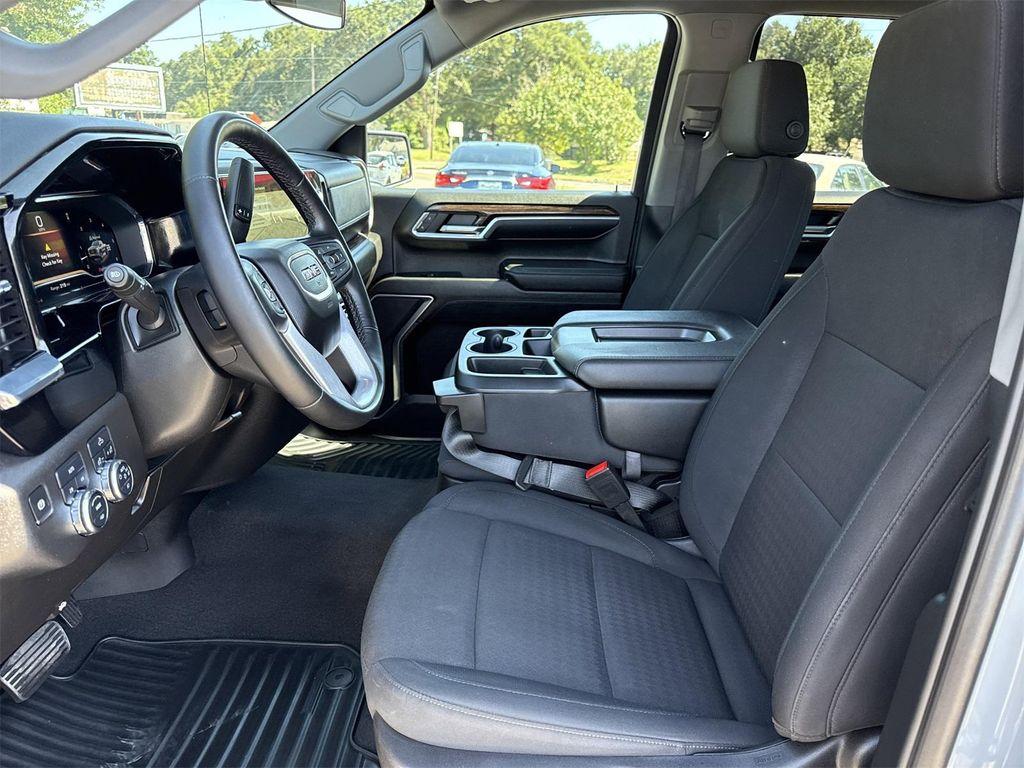 used 2024 GMC Sierra 1500 car, priced at $53,900