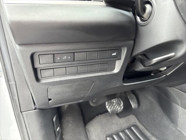 used 2022 Mitsubishi Outlander car, priced at $21,900