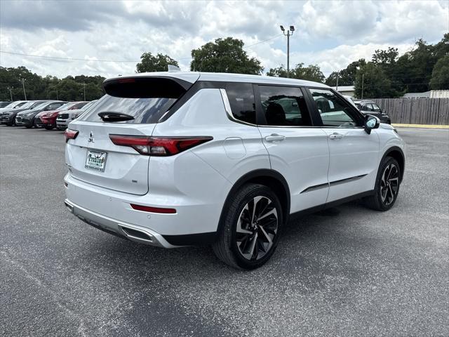 used 2022 Mitsubishi Outlander car, priced at $21,900