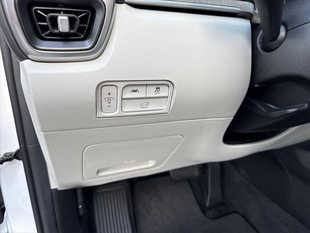 used 2022 Kia Sorento car, priced at $33,900