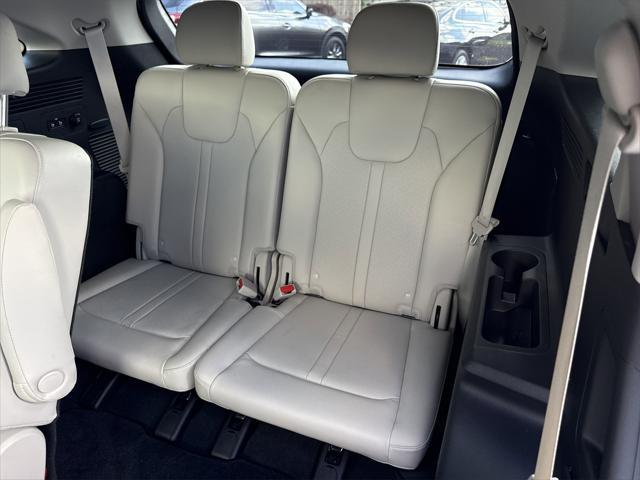 used 2022 Kia Sorento car, priced at $33,900