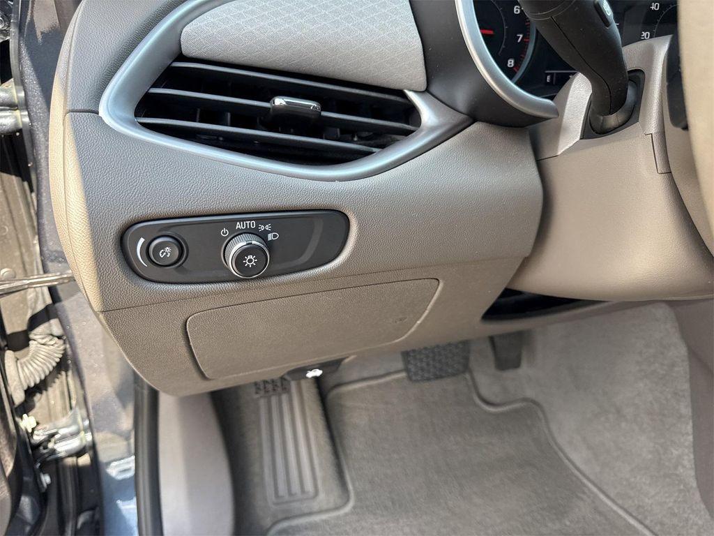 used 2021 Chevrolet Malibu car, priced at $19,900