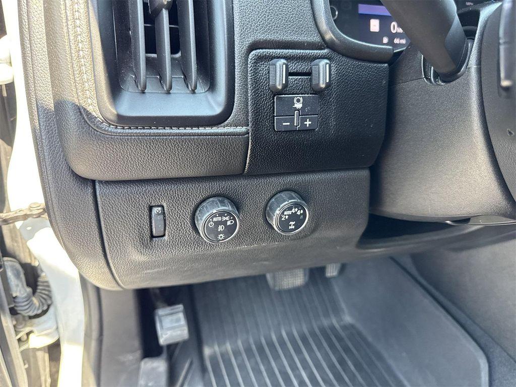 used 2020 GMC Canyon car, priced at $33,900