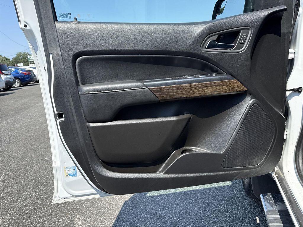 used 2020 GMC Canyon car, priced at $33,900
