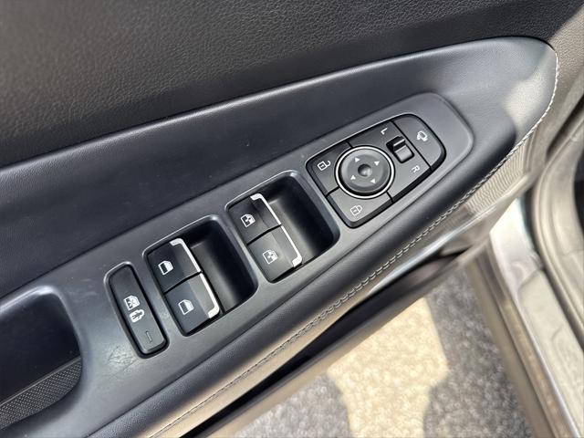 used 2022 Hyundai Santa Fe car, priced at $26,900