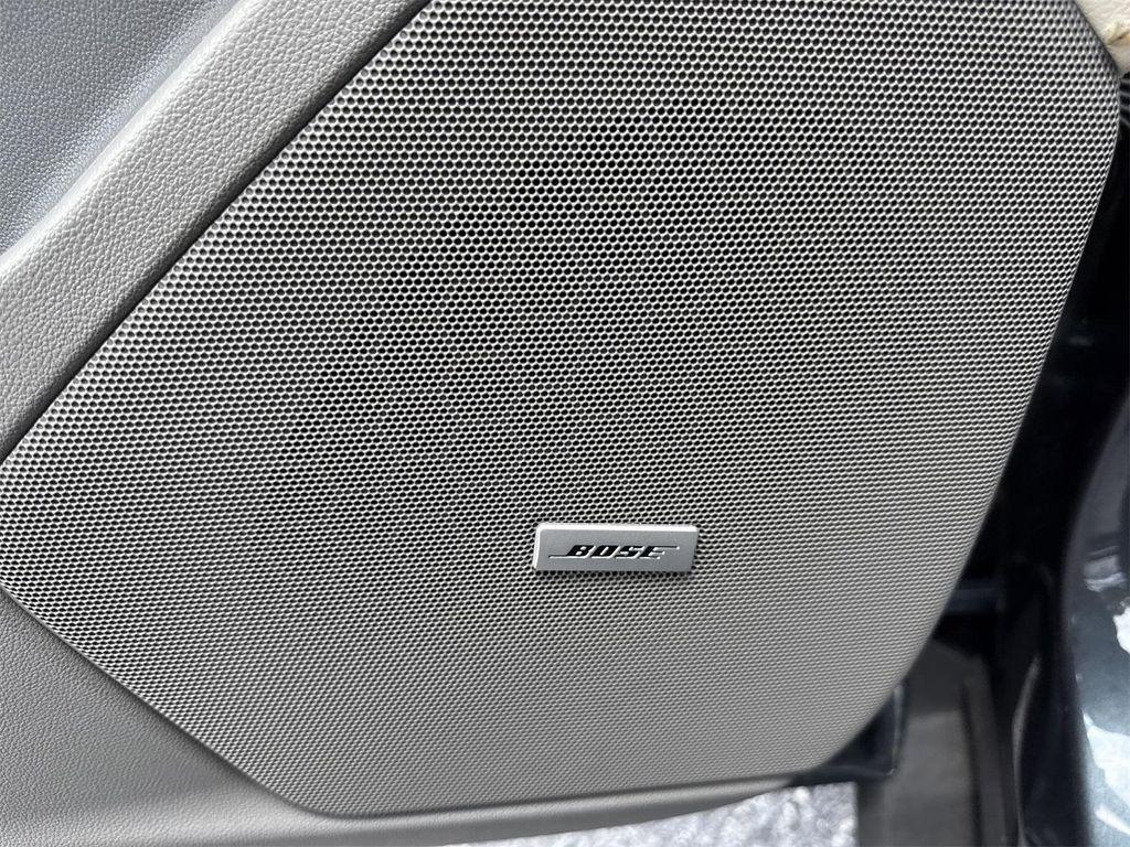 used 2021 Cadillac XT5 car, priced at $30,900